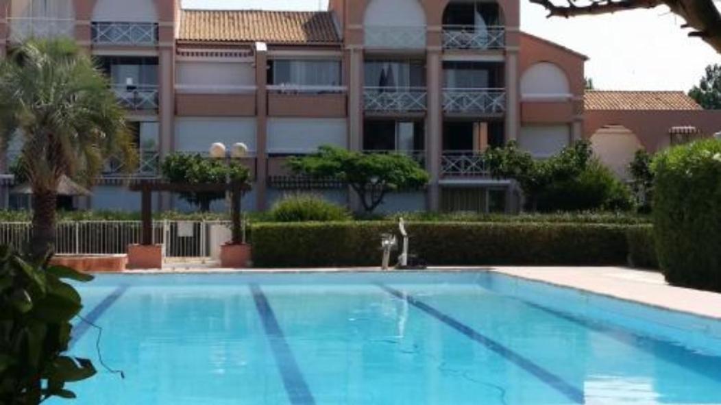 Appt T2 en Duplex, piscine, parking privé à 200 m de la plage! Palavas-les-Flots Extérieur photo